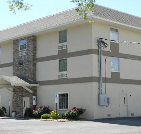 Gamble Farm Inn And Suites Jersey Shore Eksteriør billede