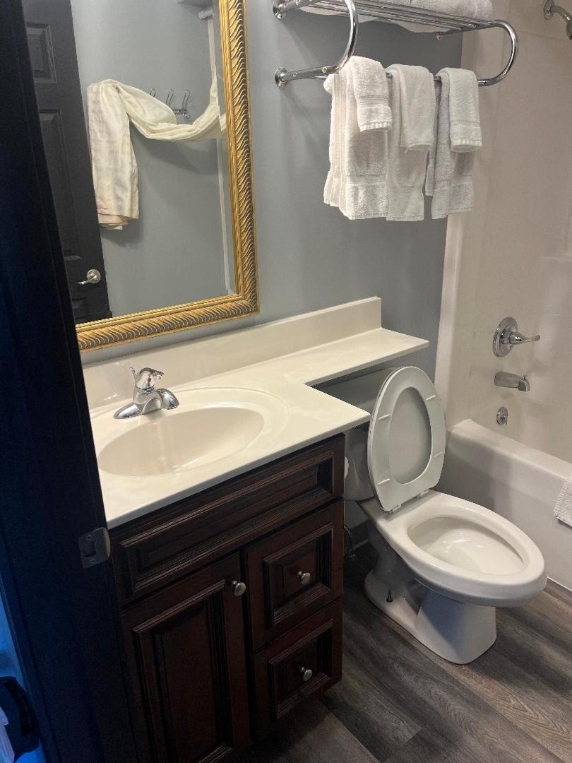 Gamble Farm Inn And Suites Jersey Shore Værelse billede