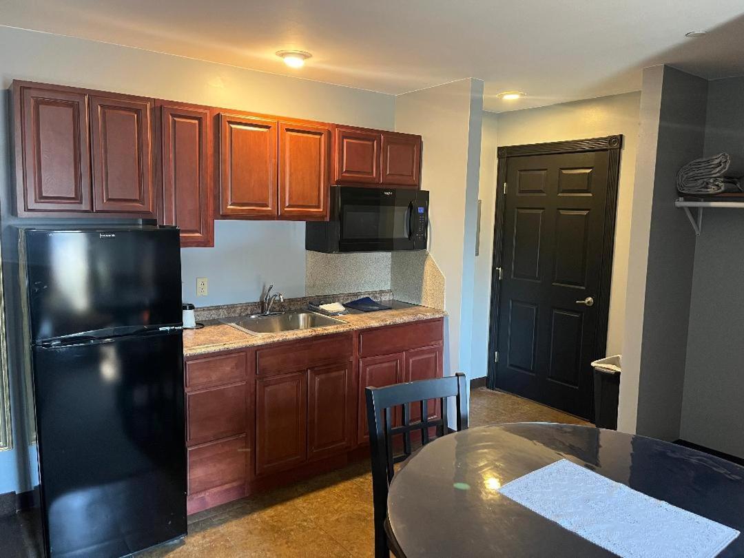 Gamble Farm Inn And Suites Jersey Shore Eksteriør billede