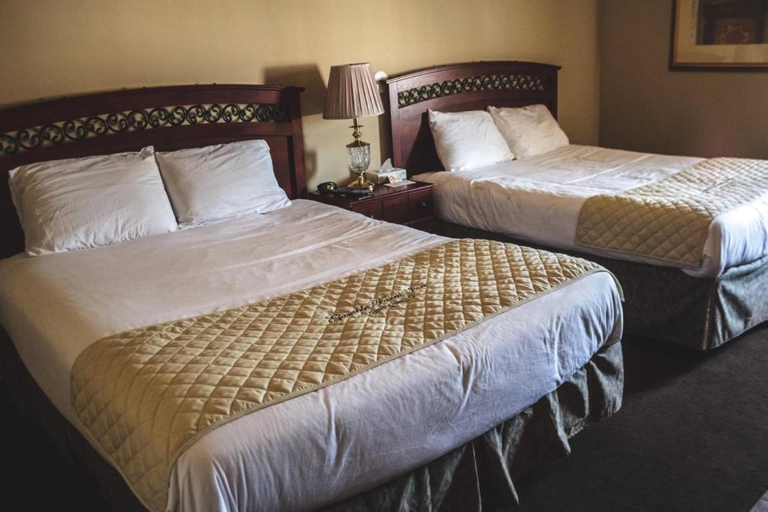 Gamble Farm Inn And Suites Jersey Shore Værelse billede